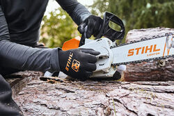 STIHL Chainsaw MSA 220 16+quot Bar Skin Only - Battery 