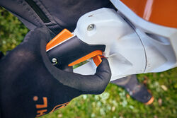 STIHL Hedge Trimmer HSA 100 Skin Only - Battery
