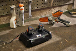 STIHL Quick Charger AL 52 AS 2 Batteries Only